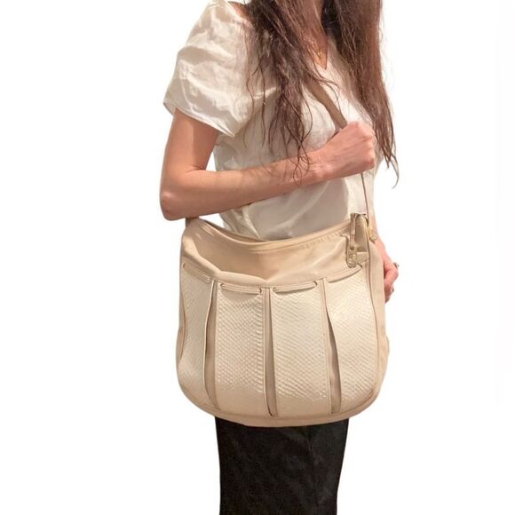 Gucci white snakeskin and beige leather large shoulder bag - Picture 2 of 14